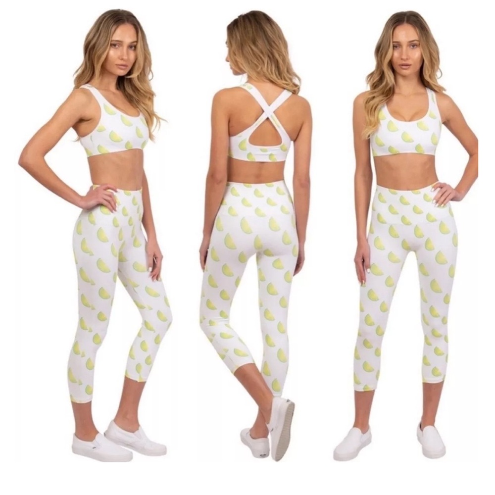 NWT MORGAN STEWART LEGGINGS WHITE WITH ORANGE SLICE PRINT SIZE MEDIUM - Picture 6 of 10